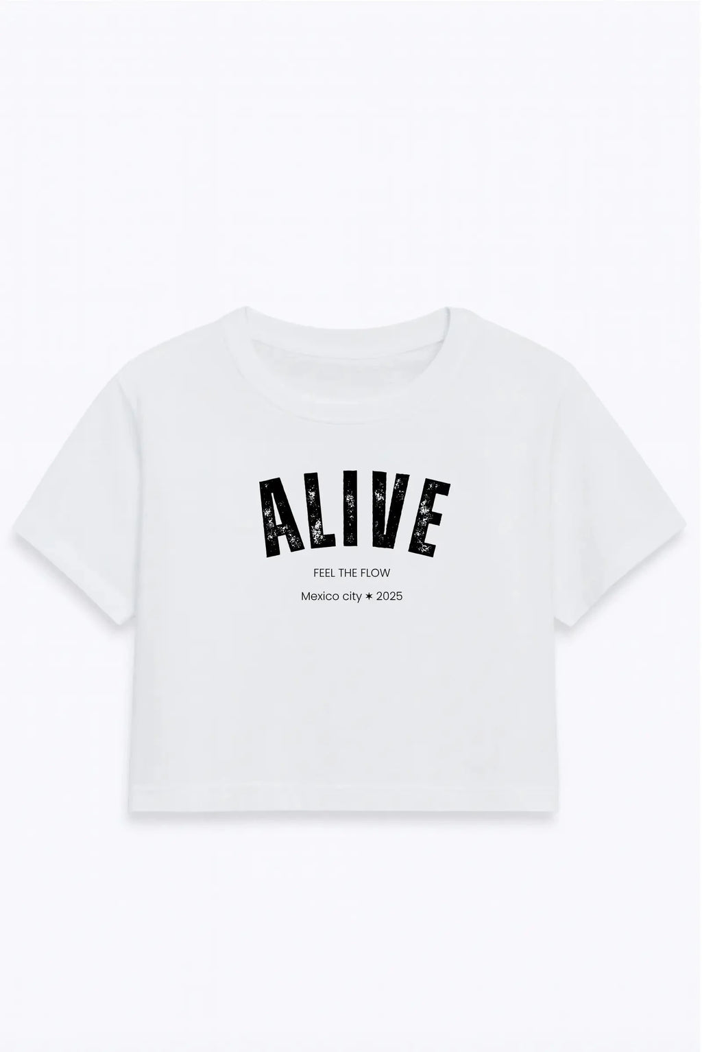 Crop top Alive blanco para mujer corte regular con estampado digital frontal DOPAMYN