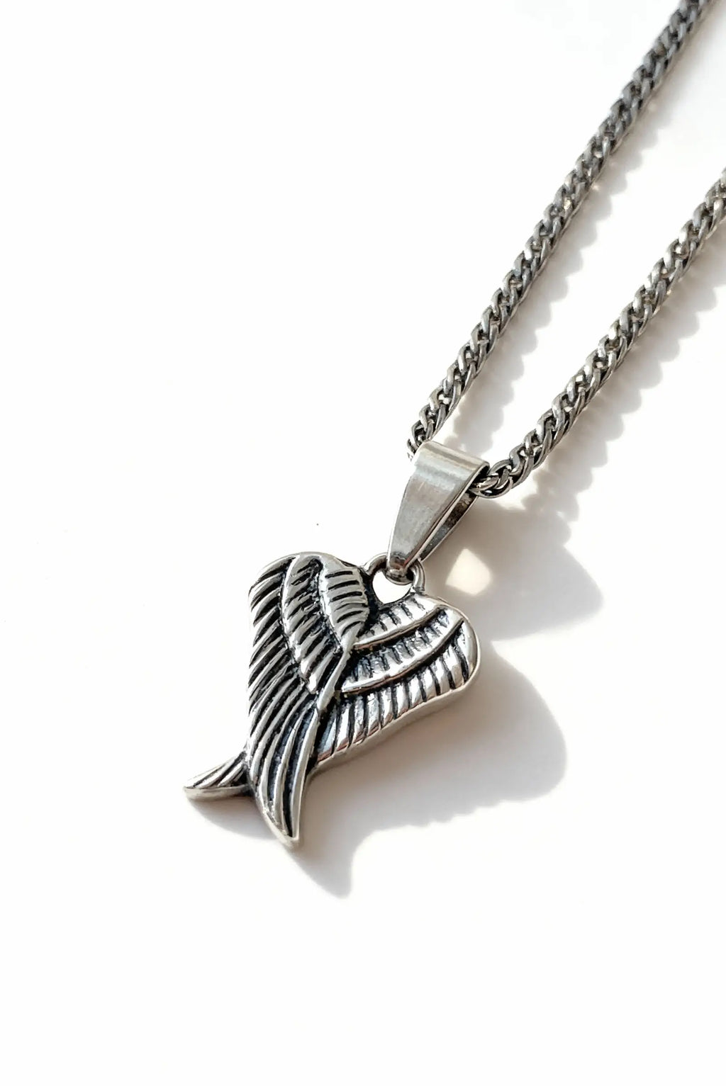 Collar unisex de alas en plata esterlina con diseño artesanal DOPAMYN