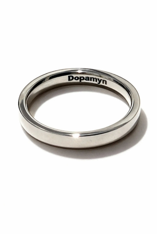 Anillo circulo de la vida unisex de plata DOPAMYN, diseño delgado y minimalista.