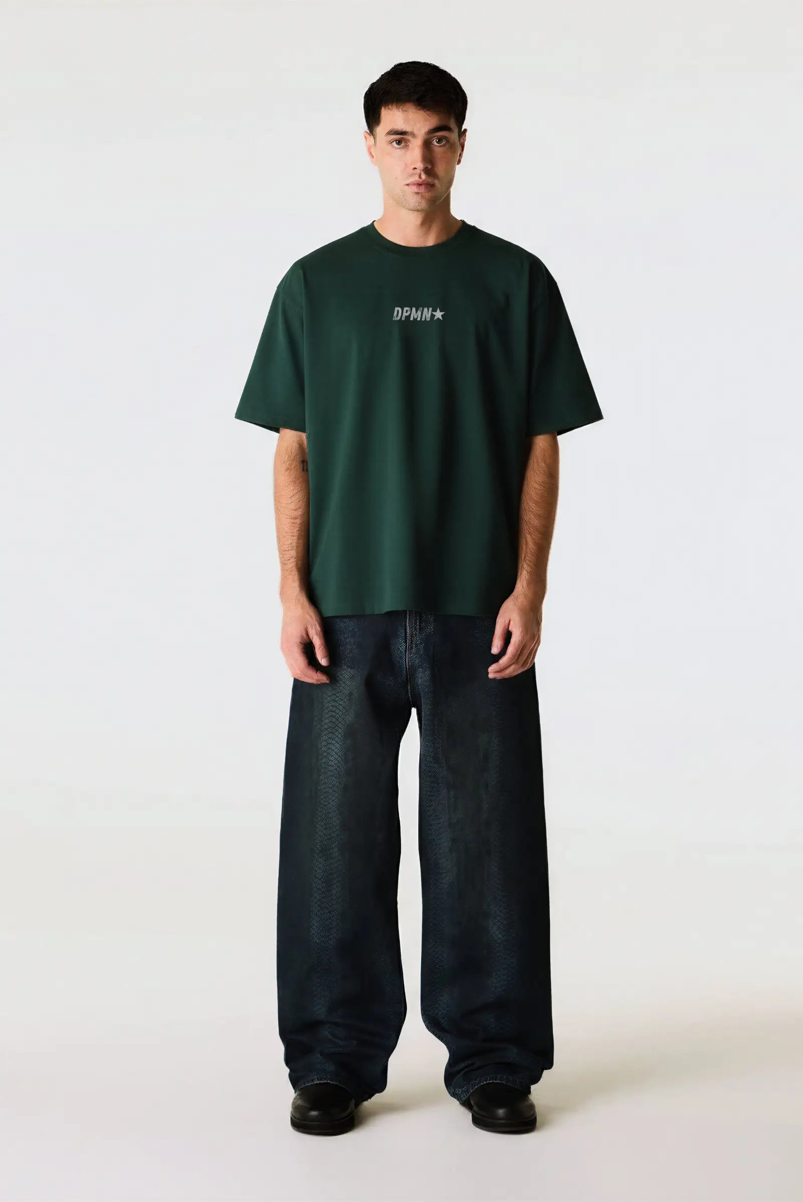 Playera DPMN oversized tee verde logo DPMN estrella frontal streetwear unisex DOPAMYN
