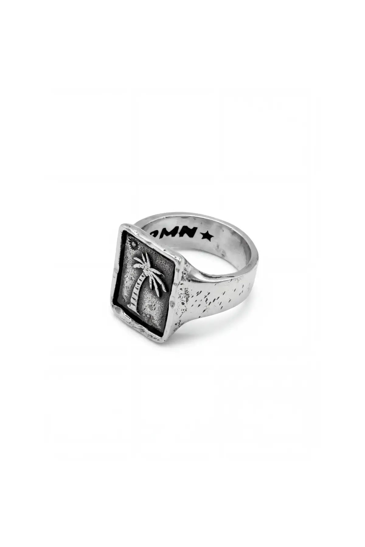 Anillo Summer puesto en la mano, joyería unisex DOPAMYN