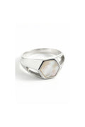 Anillo Nexus en plata .950 diseño hexagonal joya artesanal estilo moderno minimalista y unisex con piedra natural concha nácar DOPAMYN