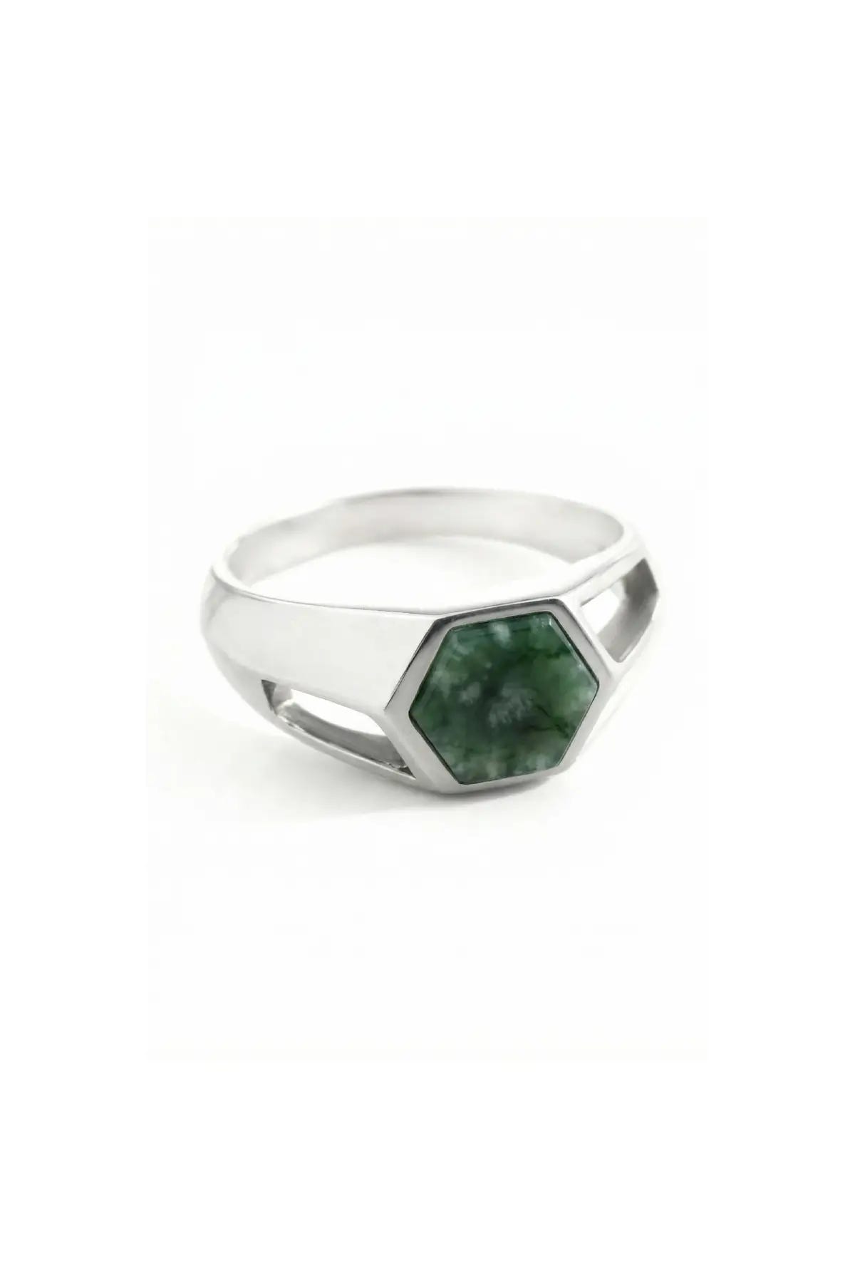 Anillo Nexus en plata .950 diseño hexagonal joya artesanal estilo moderno minimalista y unisex con piedra natural jade DOPAMYN