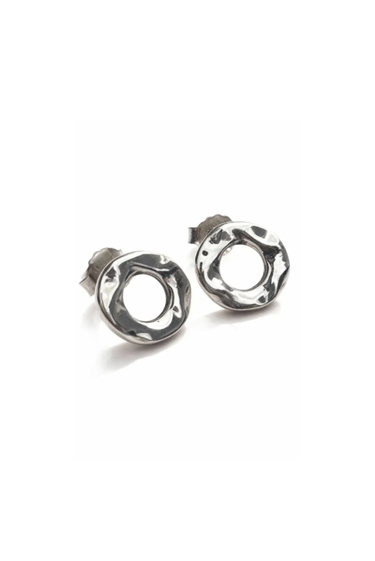 Aretes Eclipse de plata .950 joyería artesanal minimalista y unisex dopamyn
