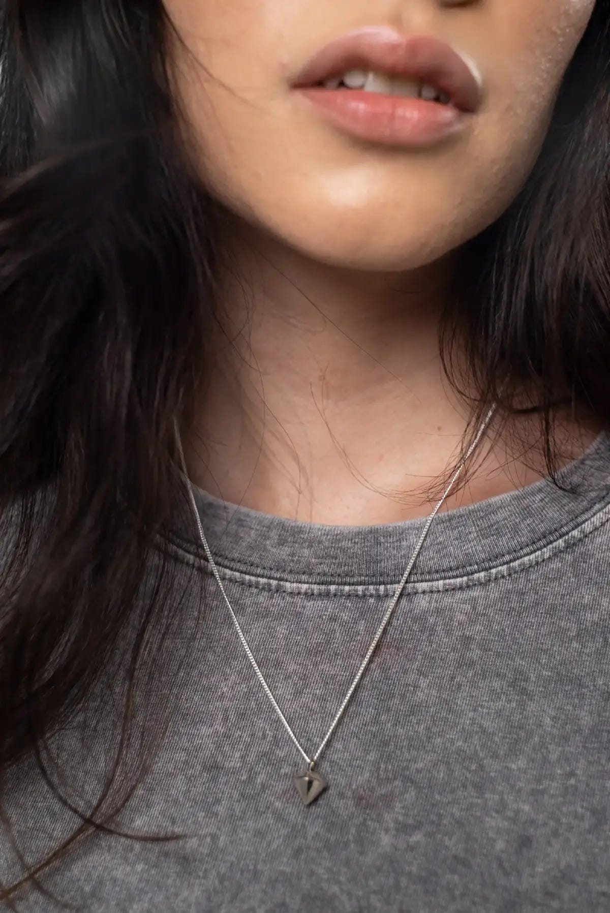 Collar Diamante, detalle del acabado en plata .950
