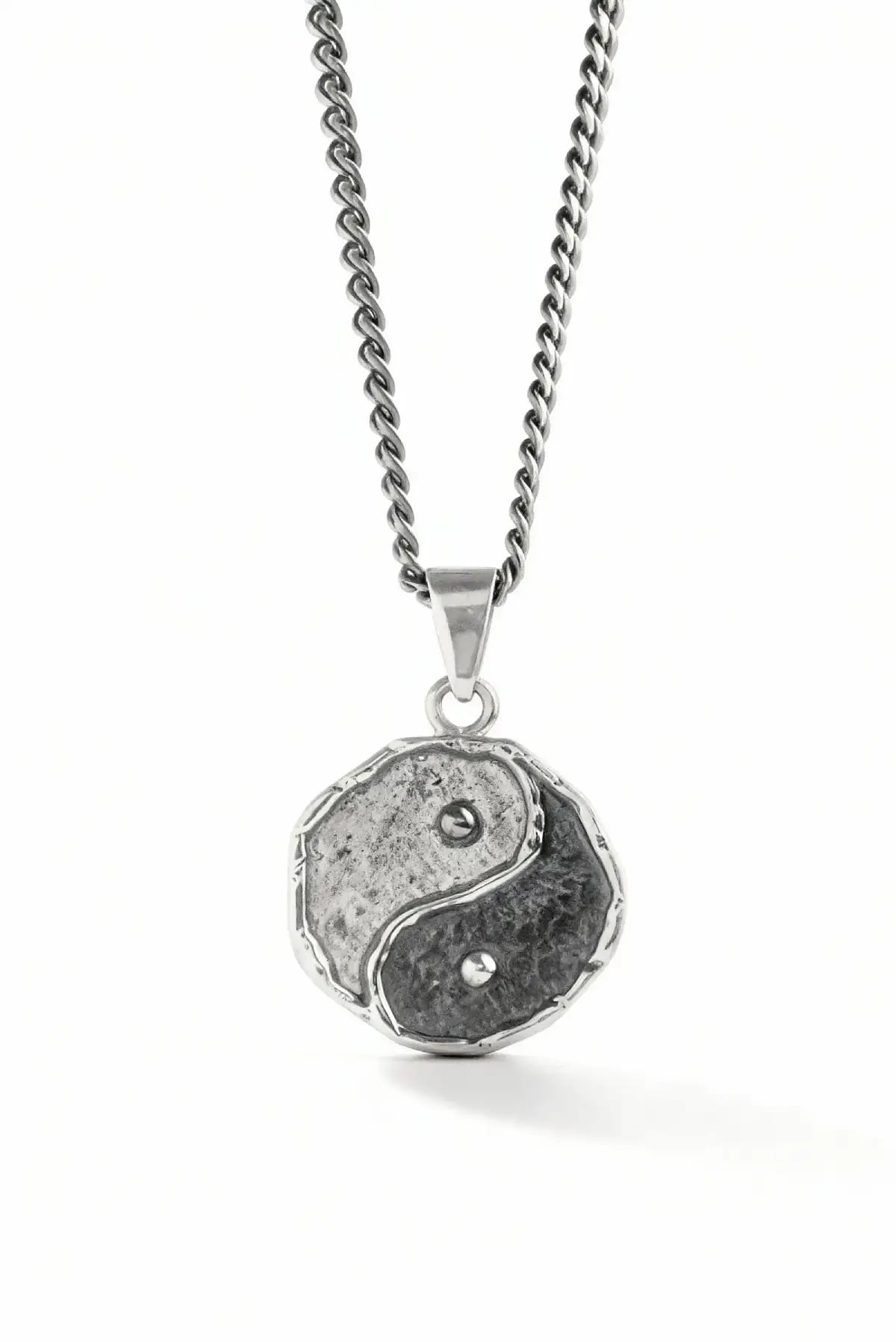 Collar Yin Yang en plata .950 estilo minimalista, artesanal y unisex DOPAMYN