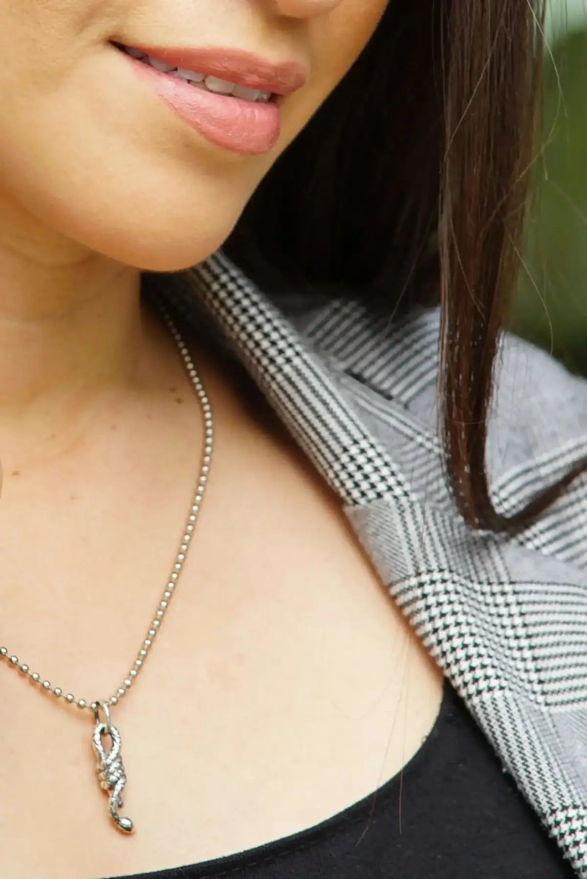 Collar de Serpiente en plata .950 estilo minimalista, artesanal y unisex DOPAMYN