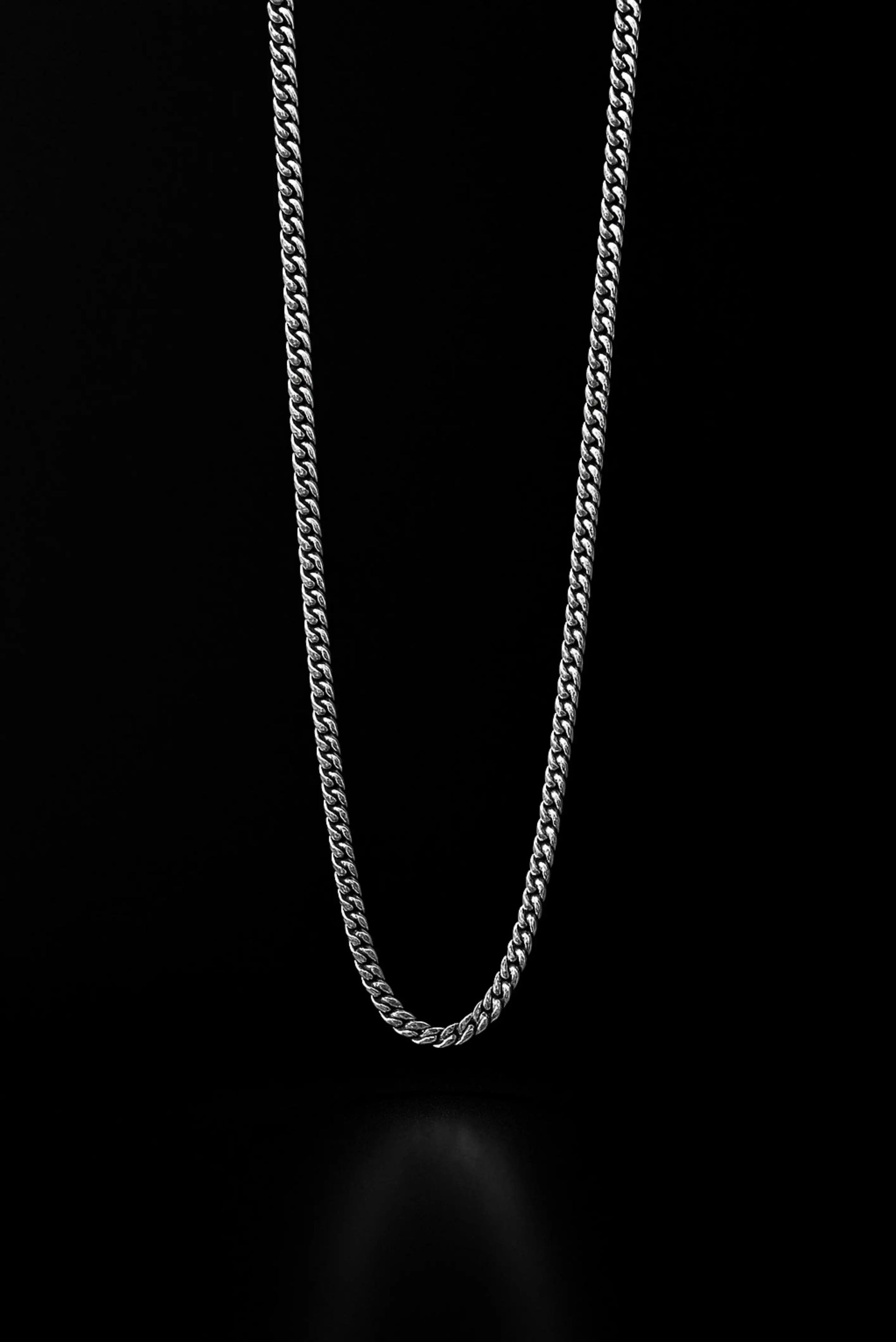 Set de cadena barbada y arete de cruz pavonada en plata esterlina – Dopamyn