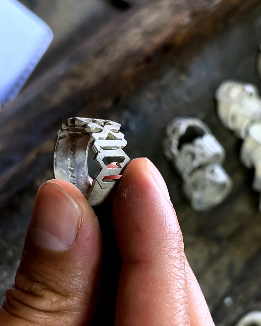 Anillo México terminado, en proceso de manufactura en el taller DPMN★